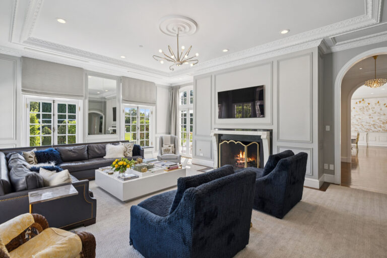 071-320-harcross-road.84077.pok.035_fire