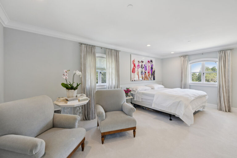 213-320-harcross-road.84077.pok.102